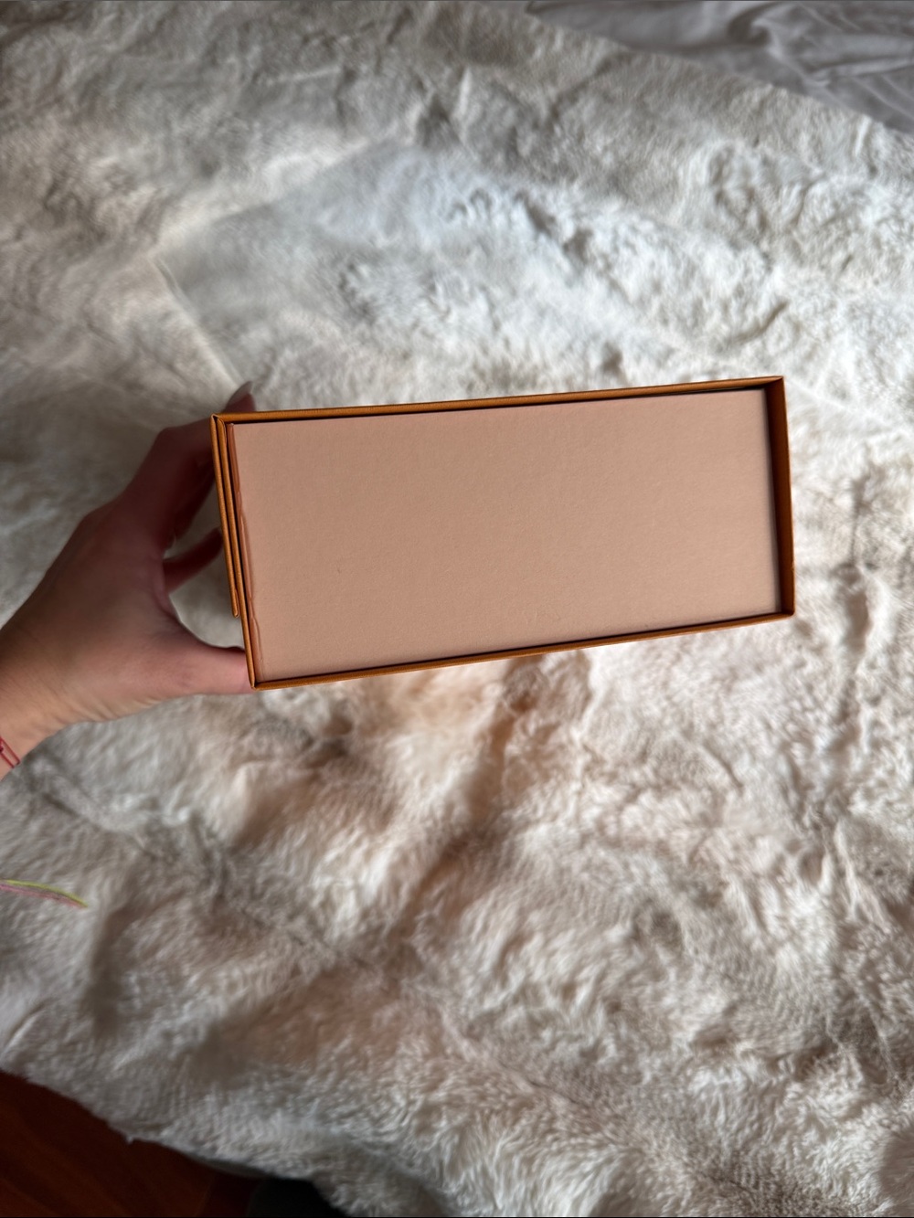 Accessories Box with Brand Label - Picture 3 of 6